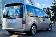 Hyundai Staria Business+