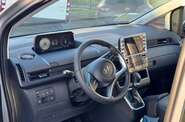 Hyundai Staria Business+