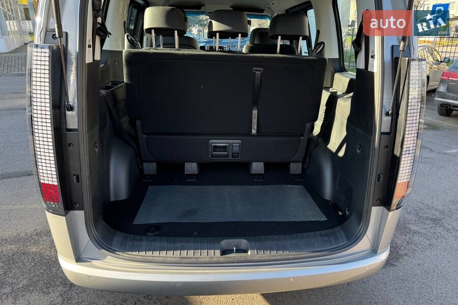 Hyundai Staria - фото 18