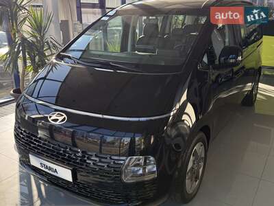 Hyundai Staria 2025 Business+