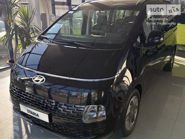 Минивэн Hyundai Staria 2025 в Киев Минивэн Hyundai Staria 2025 в Киев