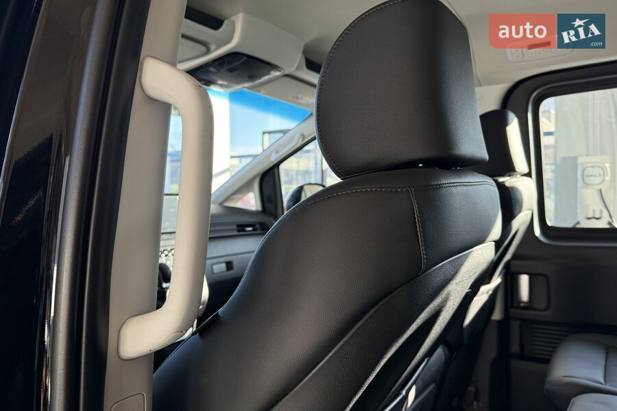 Hyundai Staria - фото 19