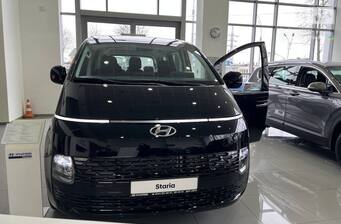 Hyundai Staria 2025 Business+