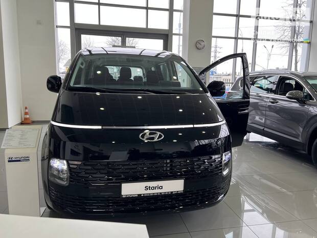 Hyundai Staria 2025