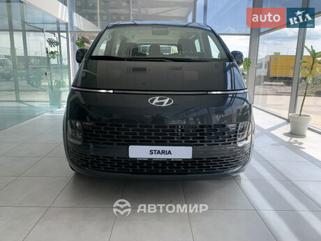 Hyundai Staria 2025