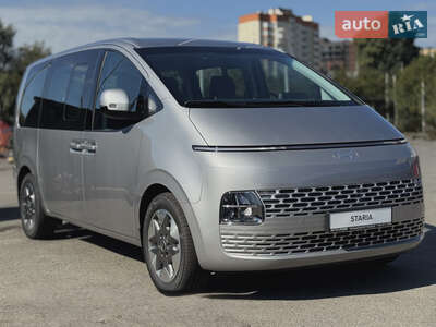 Hyundai Staria 2025 Business+