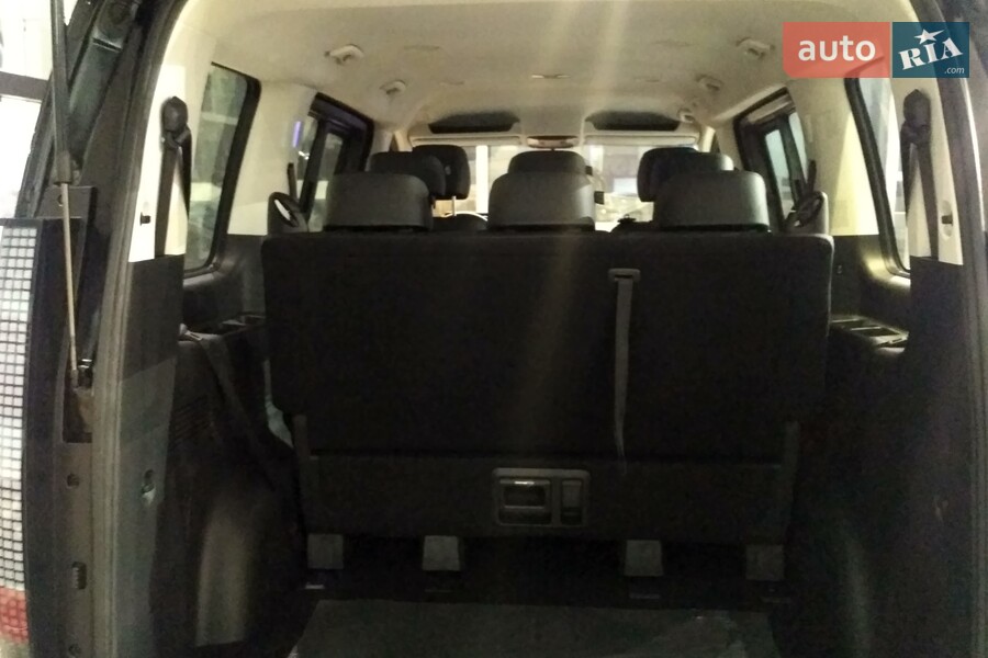 Hyundai Staria - фото 21