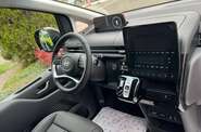 Hyundai Staria Top