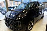 Hyundai Staria - фото 1