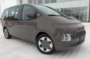 Hyundai Staria Business+