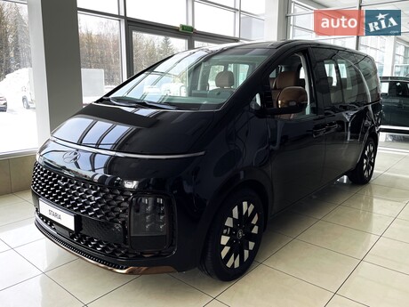 Hyundai Staria 2025