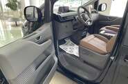 Hyundai Staria Top