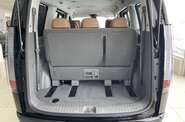 Hyundai Staria Top