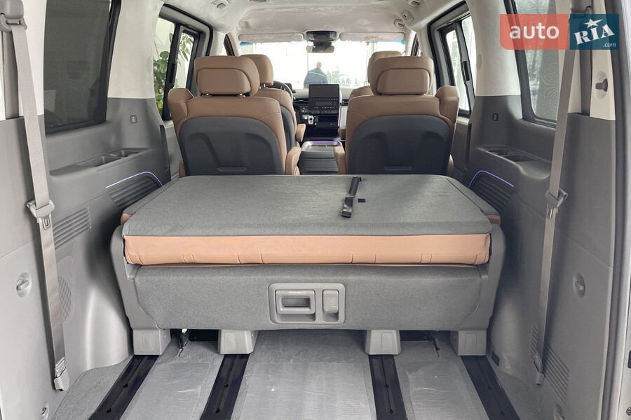 Hyundai Staria - фото 23