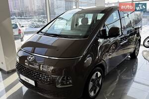 Hyundai Staria Business+