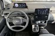 Hyundai Staria Business+