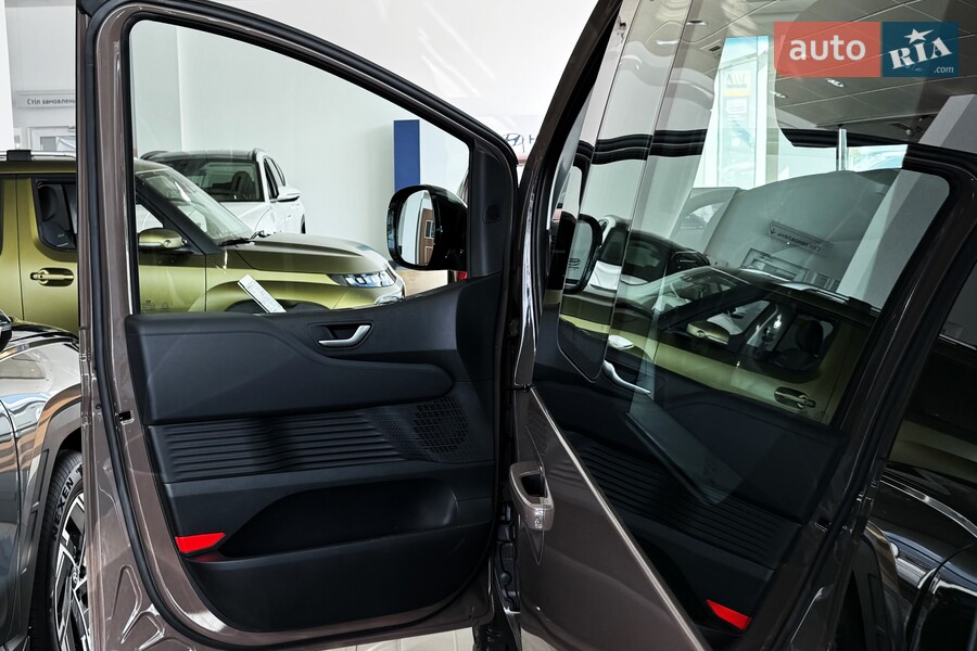 Hyundai Staria - фото 8