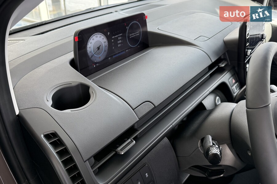 Hyundai Staria - фото 18