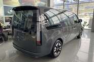 Hyundai Staria Top