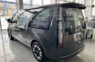 Hyundai Staria Top