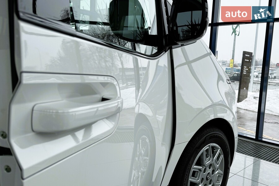 Hyundai Staria - фото 12