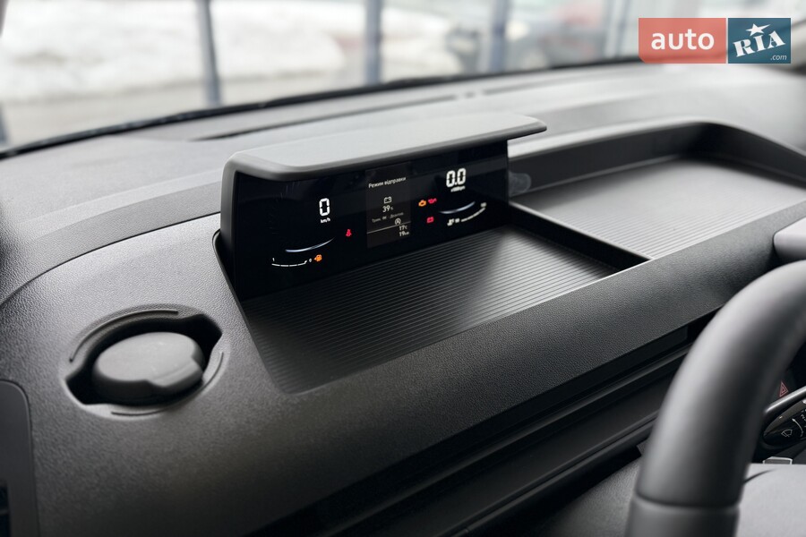 Hyundai Staria - фото 16