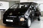 Hyundai Staria - фото 1