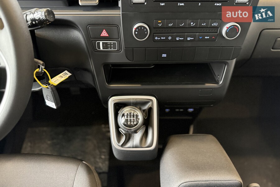 Hyundai Staria - фото 14