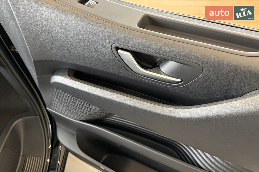 Hyundai Staria - фото 21