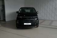 Hyundai Staria Top