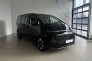 Hyundai Staria Top