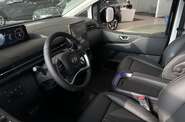 Hyundai Staria Top