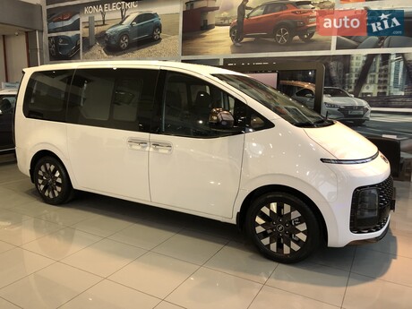 Hyundai Staria 2026