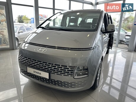 Hyundai Staria 2025