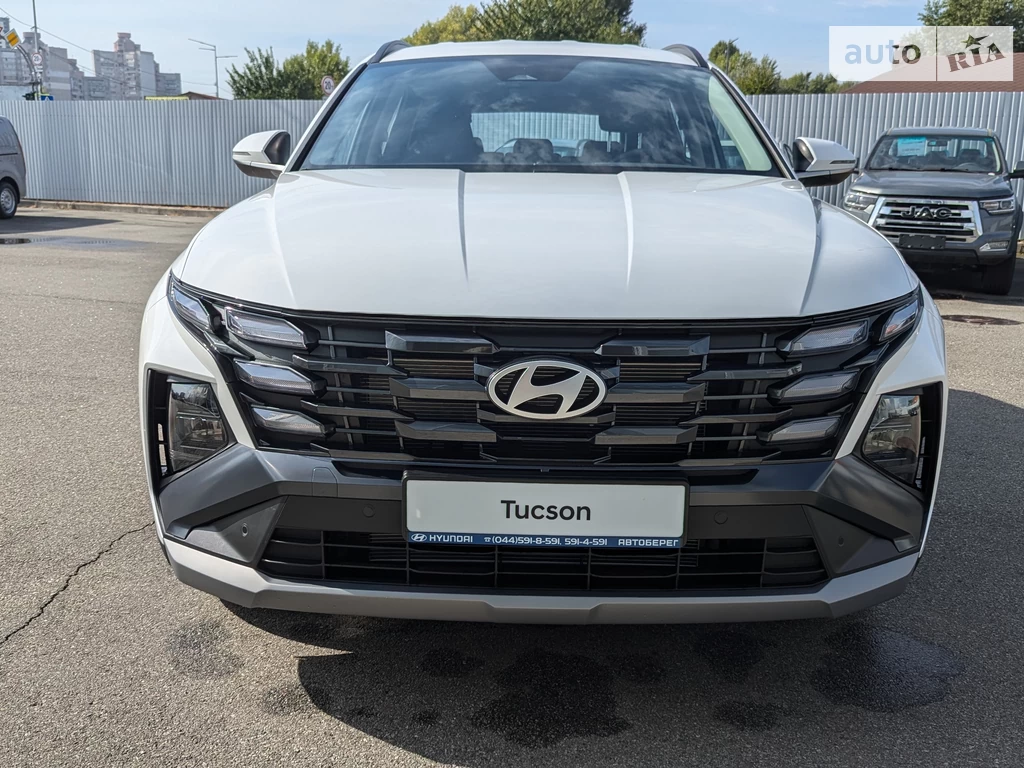 Hyundai Tucson Express Plus