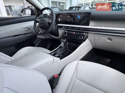 Hyundai Tucson 2025 Top