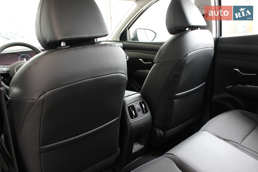 Hyundai Tucson - фото 16