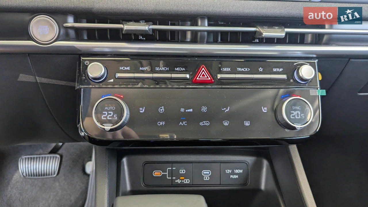 Hyundai-16