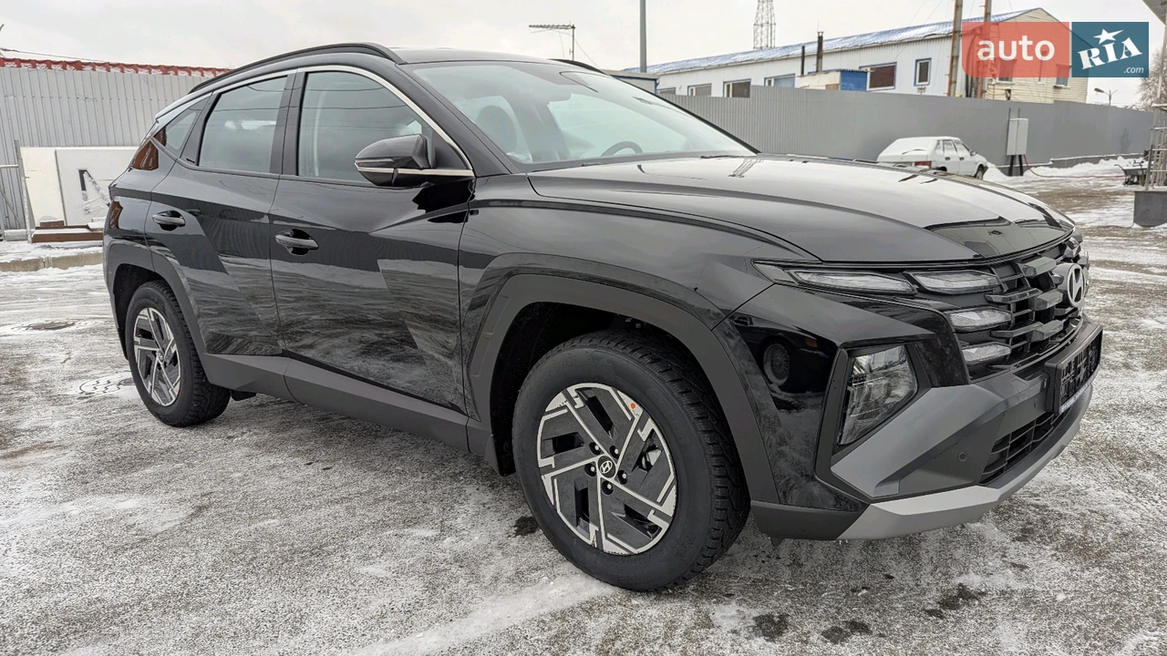 Hyundai-8