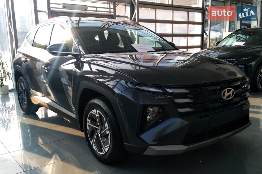 Hyundai Tucson - фото 1