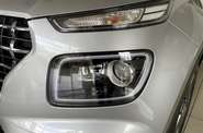 Hyundai Venue - фото 34