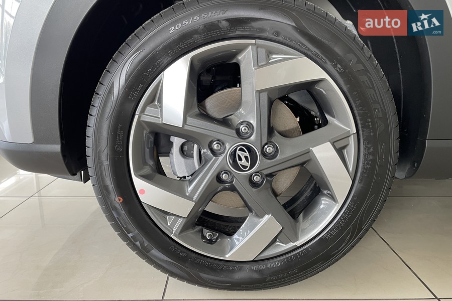 Hyundai Venue - фото 35