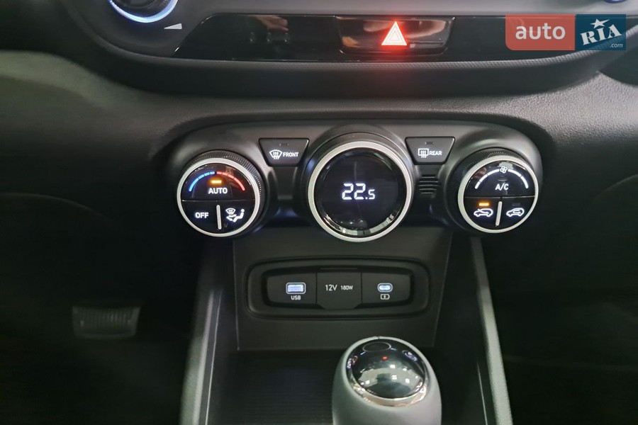 Hyundai Venue - фото 20