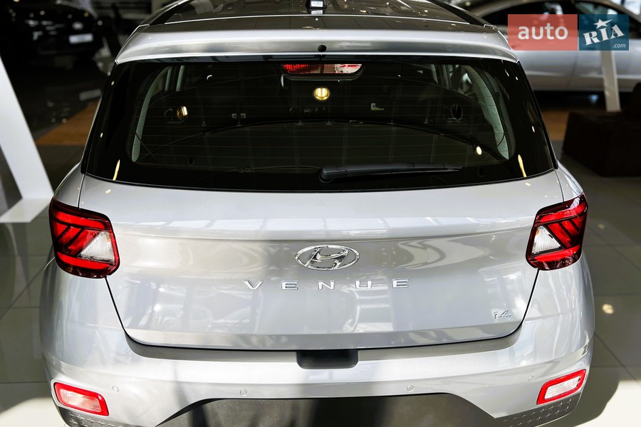 Hyundai Venue - фото 7