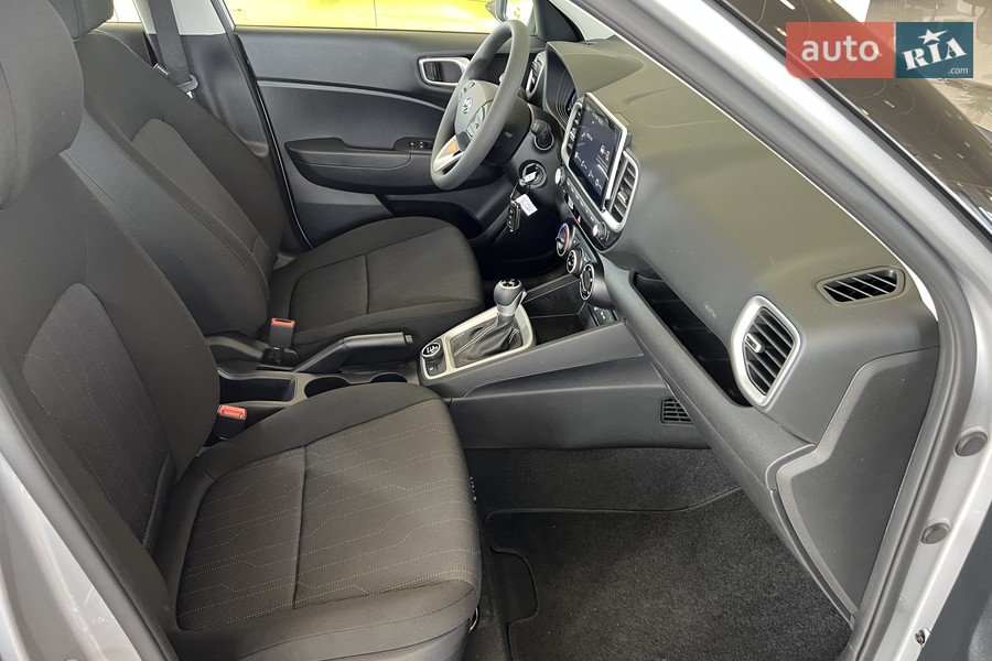 Hyundai Venue - фото 33
