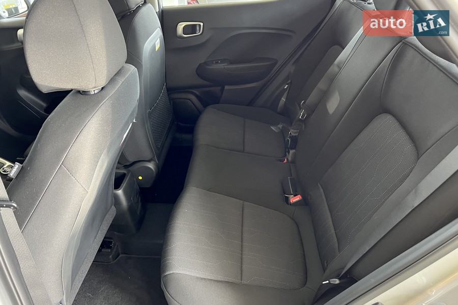 Hyundai Venue - фото 23