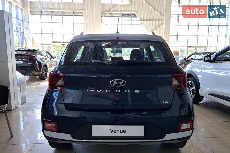Hyundai Venue - фото 8