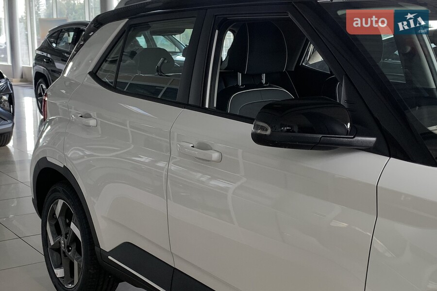 Hyundai Venue - фото 9