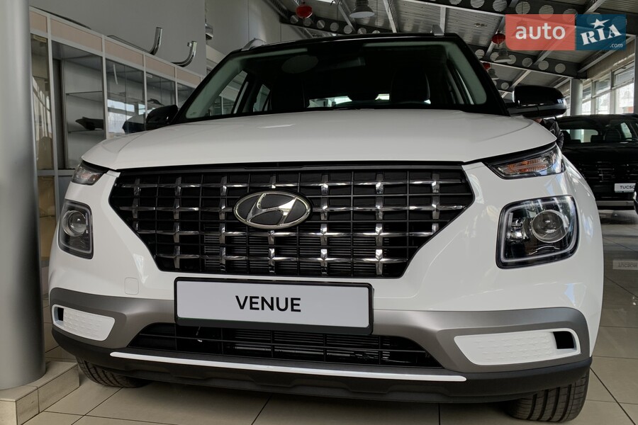 Hyundai Venue - фото 1