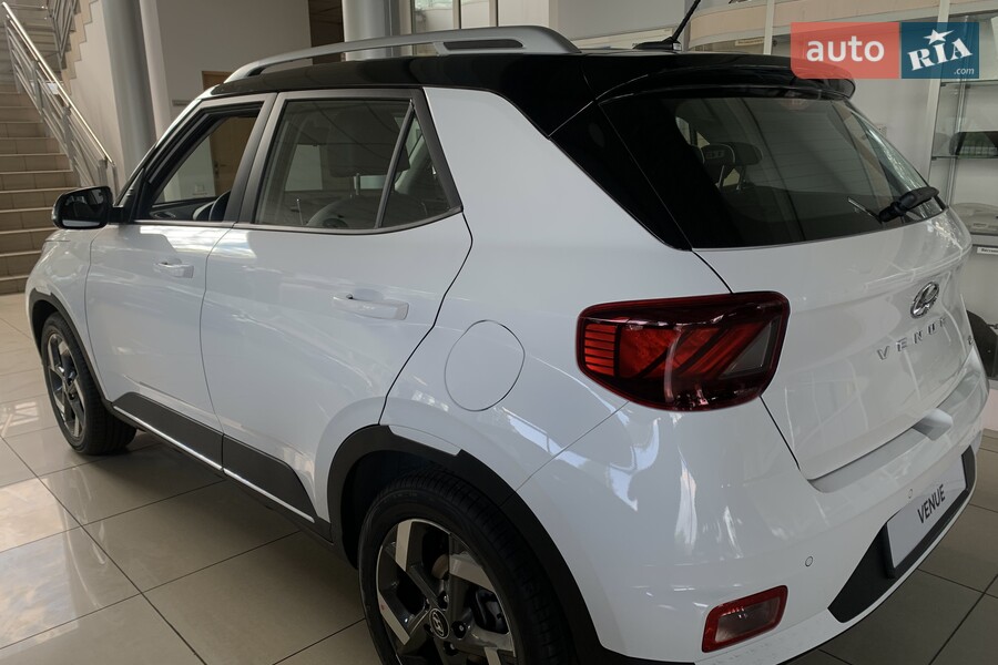 Hyundai Venue - фото 8